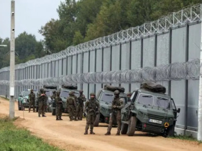 Польща відкрила кордон з Білоруссю. На КПП утворились черги