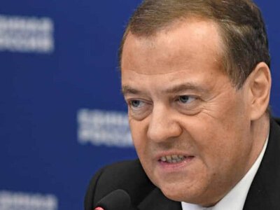 медведєв вибухнув погрозами у бік президента Зеленського та США