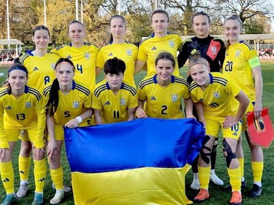 Збірна України WU-19 продовжує дивувати