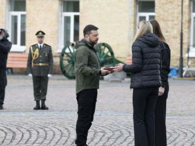 Президент вручив орден «Золота зірка» родині Героя України Семена Крамського