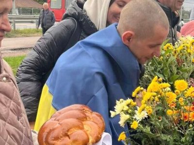 Зустріли воїна, який понад рік перебував у російському полоні