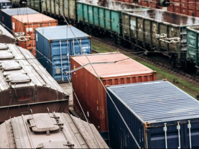 Підвищення вантажних тарифів УЗ: Україні загрожує масштабна економічна криза