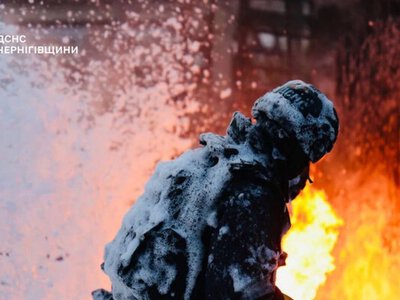 росіяни атакували об'єкти інфраструктури та електропостачання у Чернігові - ОВА