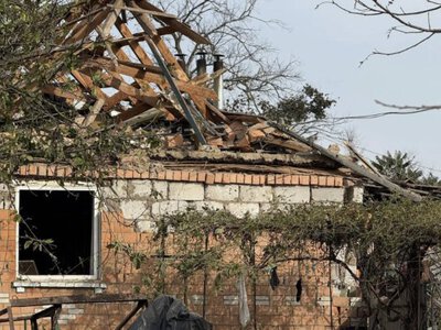 Ворожий удар по Сумщині: пошкоджено 22 будинки, 1 - зруйнований повністю, постраждала дитина