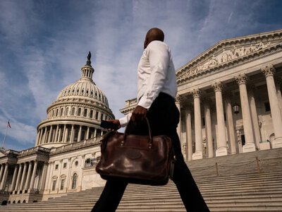 Адміністрація США посилює підтримку України: розвідка, далекобійна зброя та стратегічна угода на $90 млрд