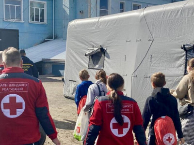 До деяких селищ уже долітають і FPV-дрони — представник ЧХ про евакуацію на Дніпорпетровщині