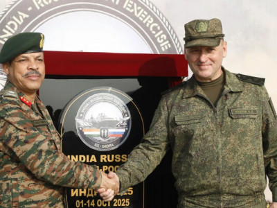 росія та Індія проводять спільні військові навчання