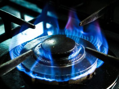 Чому не можна опалювати квартиру газовою плитою
