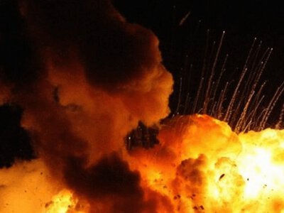 Вибухи, полум’я і знесилення: масована атака дронів на Волгоградську область призвела до пожеж і перебоїв з електрикою