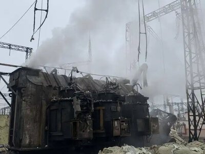 Ворог завдав удару по енергетиці України: є жертви, перебої з світлом і газом