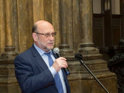 СБУ оголосила у розшук археолога через незаконні розкопки в Криму