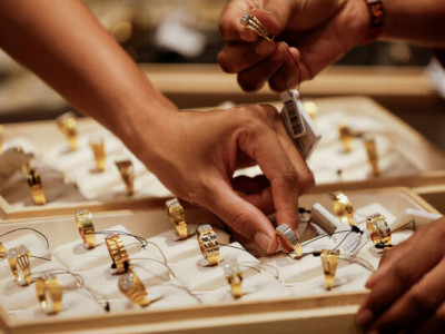 Золото б’є рекорди на тлі торгового протистояння США і Китаю