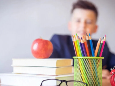 Підвищення зарплат освітянам: скільки отримуватимуть викладачі 