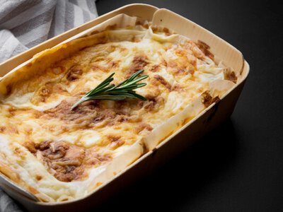 Цей рецепт лаваш-запіканки з куркою рятує, коли нема часу готувати