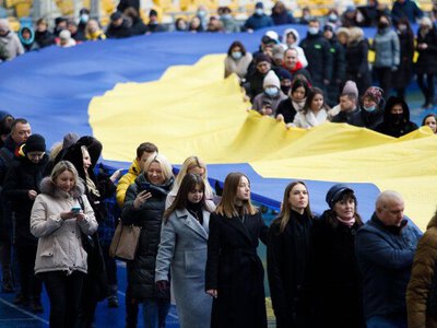 Чи можна критикувати владу під час війни: опитування КМІС