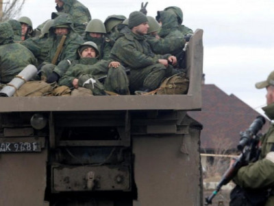 На росії знижують або скасовують щедрі підйомні контрактникам - ЦПД