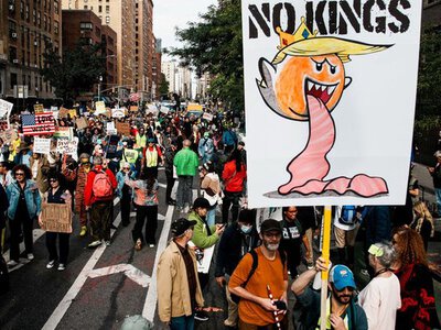 У США відбуваються масові протести проти Трампа