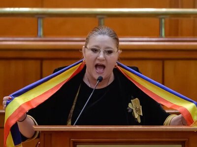 Одіозна румунська холуйка рашистів під час візиту до «мордору» пригрозила «переламати ноги» Зеленському