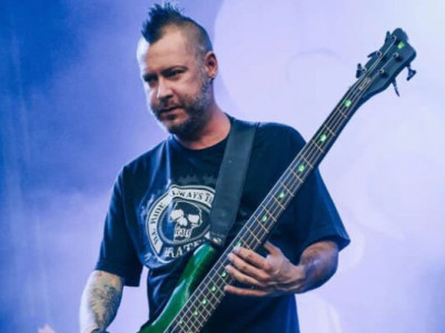 Помер гітарист легендарного гурту Limp Bizkit Сем Ріверс