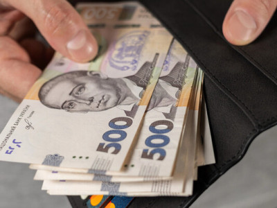 Зарплата освітян у 2026 зросте: комітет Ради схвалив правку до бюджету