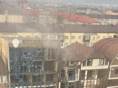 У Дагестані РФ атакований НПЗ (ВІДЕО)