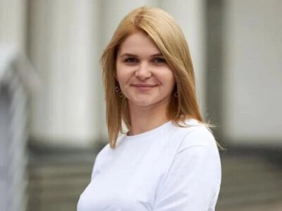 Скандальна нардепка зі Слуг народу склала мандат: чим вона прославилась