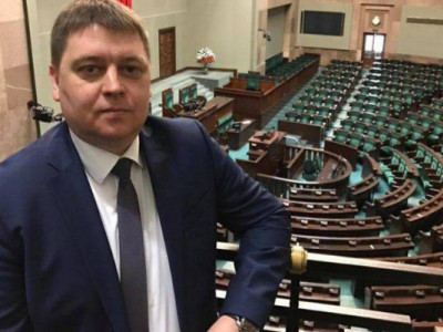 Депутат-зрадник Фролов отримав по заслузі