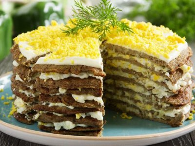 Ніжний печінковий торт, які їдять навіть діти