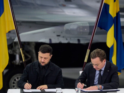 Україна та Швеція підписали лист про наміри щодо придбання до 150 винищувачів Gripen E