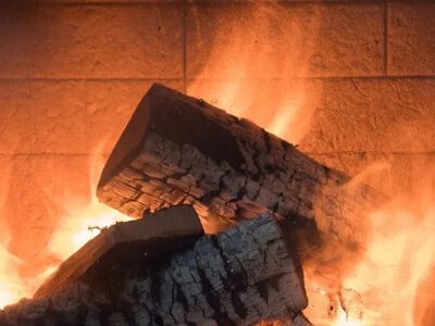 Де в Україні вже подають тепло: чи включили опалення для будинків зараз