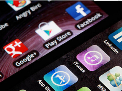 Британія вирішила обмежити домінування Apple і Google на ринку смартфонів