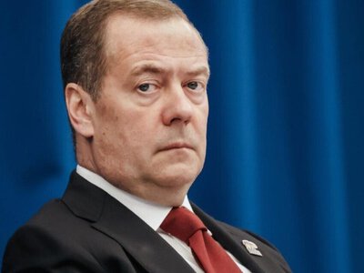 «США стали на шлях війни з росією»: Медведєв прокоментував нові санкції проти нафтових компаній