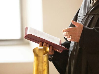 Зарплати вражають: ТОП-10 українських судів із найбільшими виплатами