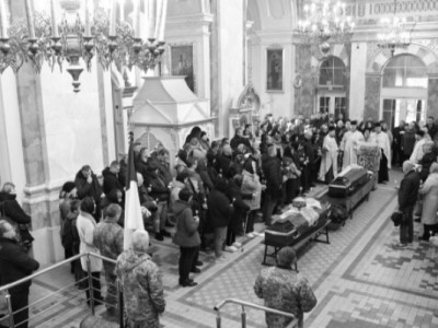У Луцьку попрощалися із загиблим підполковником поліції та снайпером