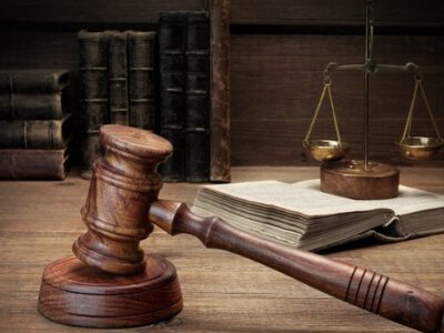 У Козові судили хлопця, який слухав російські пісні у парку