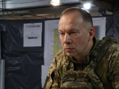 Сирський зустрівся з командирами на Покровському напрямку: наголосив на недопустимості в доповідях викривлення та приховування інформації щодо реальної ситуації