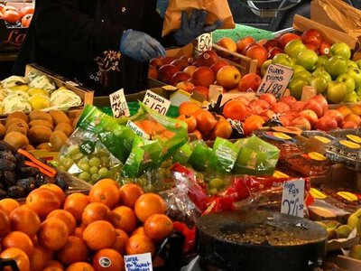 Ціни знову злетіли: у Києві подорожчали овочі, крупи та молочні продукти