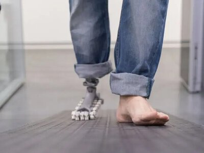 В Італії створили протез, який рухається як справжня нога