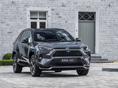 Найнезвичайніша Toyota RAV4 здивувала покупців: вони у захваті