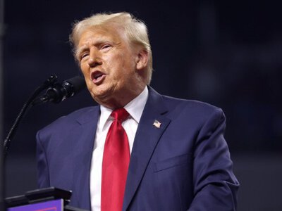 Трамп висміяв хвастощі Путіна ракетами: “Йому слід завершити війну, а не гратися з Буревісником”