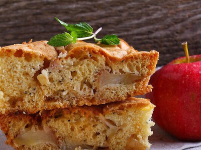 Тісто за три хвилини. Найкращий рецепт шарлотки