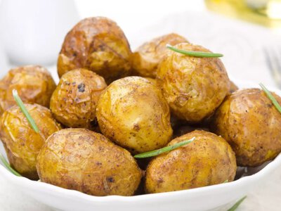 Секрет бабусь: печена картопля, яку з'їдають швидше, ніж подають