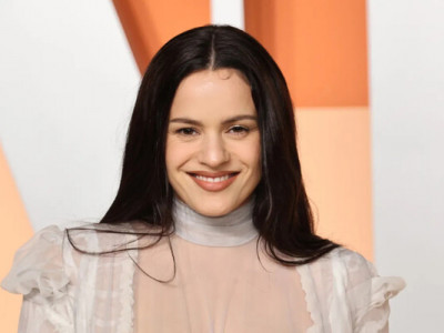 Іспанська співачка Rosalía виконає пісні українською у новому альбомі