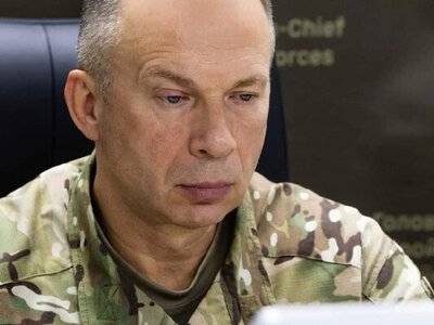 Сирський: українські війська не заблоковані у Покровську, тривають бої 