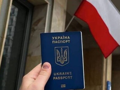 Холодний душ для українців у Польщі: нові обмеження викликали паніку