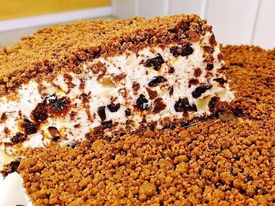 Мегасмачний горіхово-шоколадний торт без випічки: готується легко та швидко