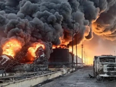 Експорт російських нафтопродуктів обвалився до найнижчого рівня з 2022 року – санкції та удари дронів б’ють по енергетиці рф – Вloomberg