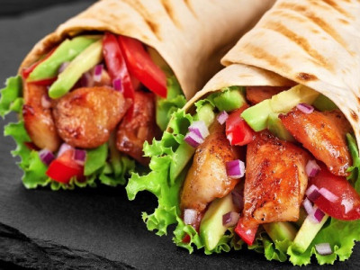 Найсмачніша і корисна шаурма: готувати всього 15 хвилин