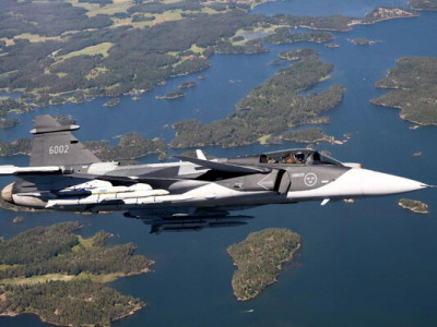 У великій сім’ї клювом не клацають – з’явились бажаючі збирати Gripen для України без України