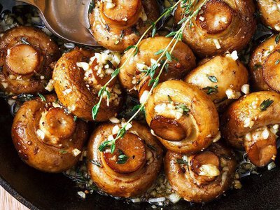 Смажені, тушковані, у пирогах: страви з грибами, що зводять з розуму